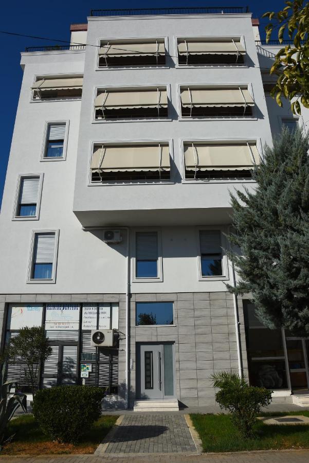 Click Apartments - Tirana Exterior foto